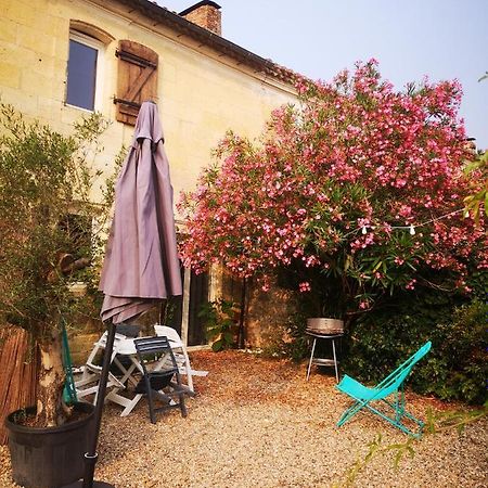 Maison De Campagne Proche Libourne Saint-Denis-de-Pile Exterior foto